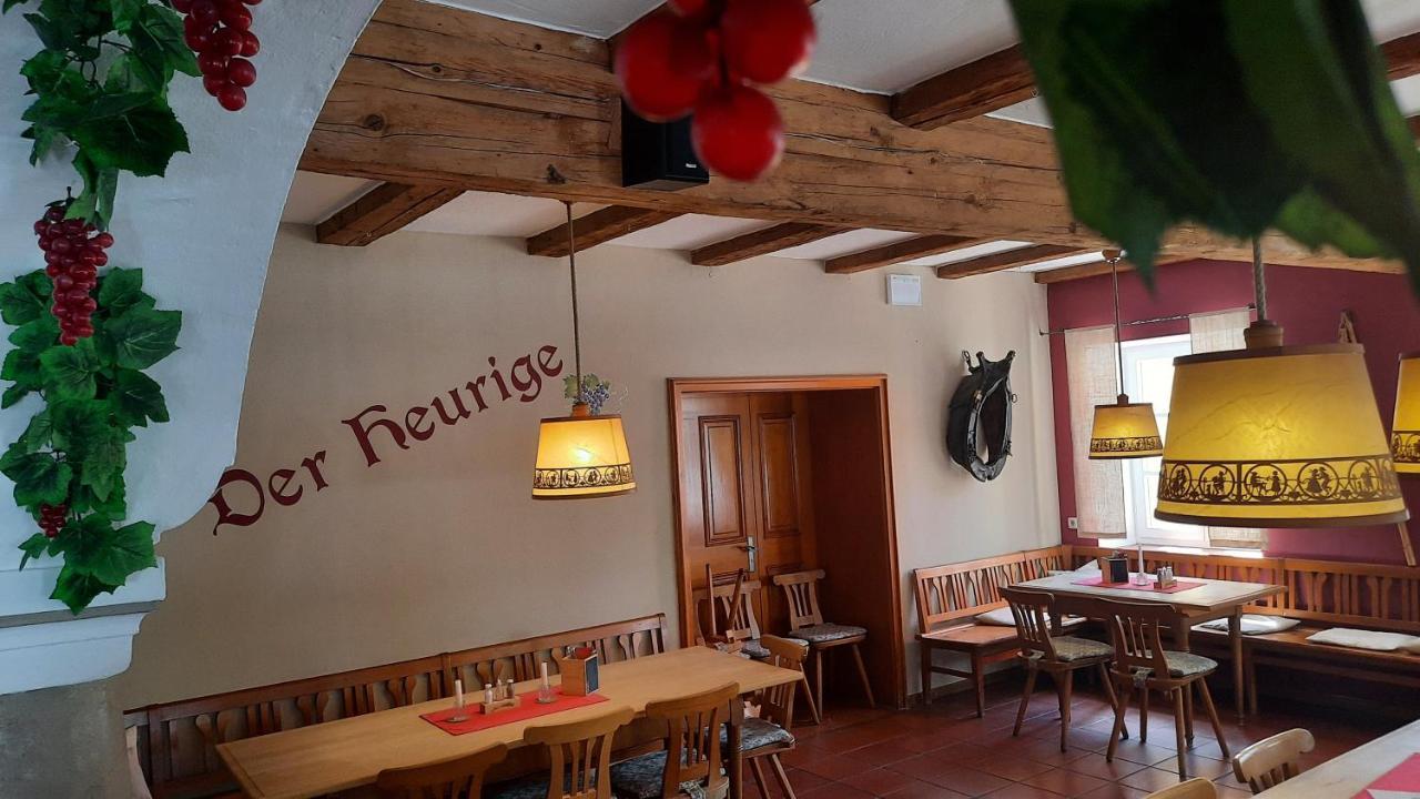 Der Heurige Im Gasthaus Zum Loewen Freising Luaran gambar